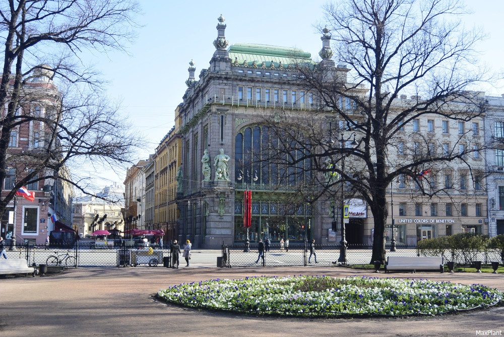 Площадь островского санкт петербург метро